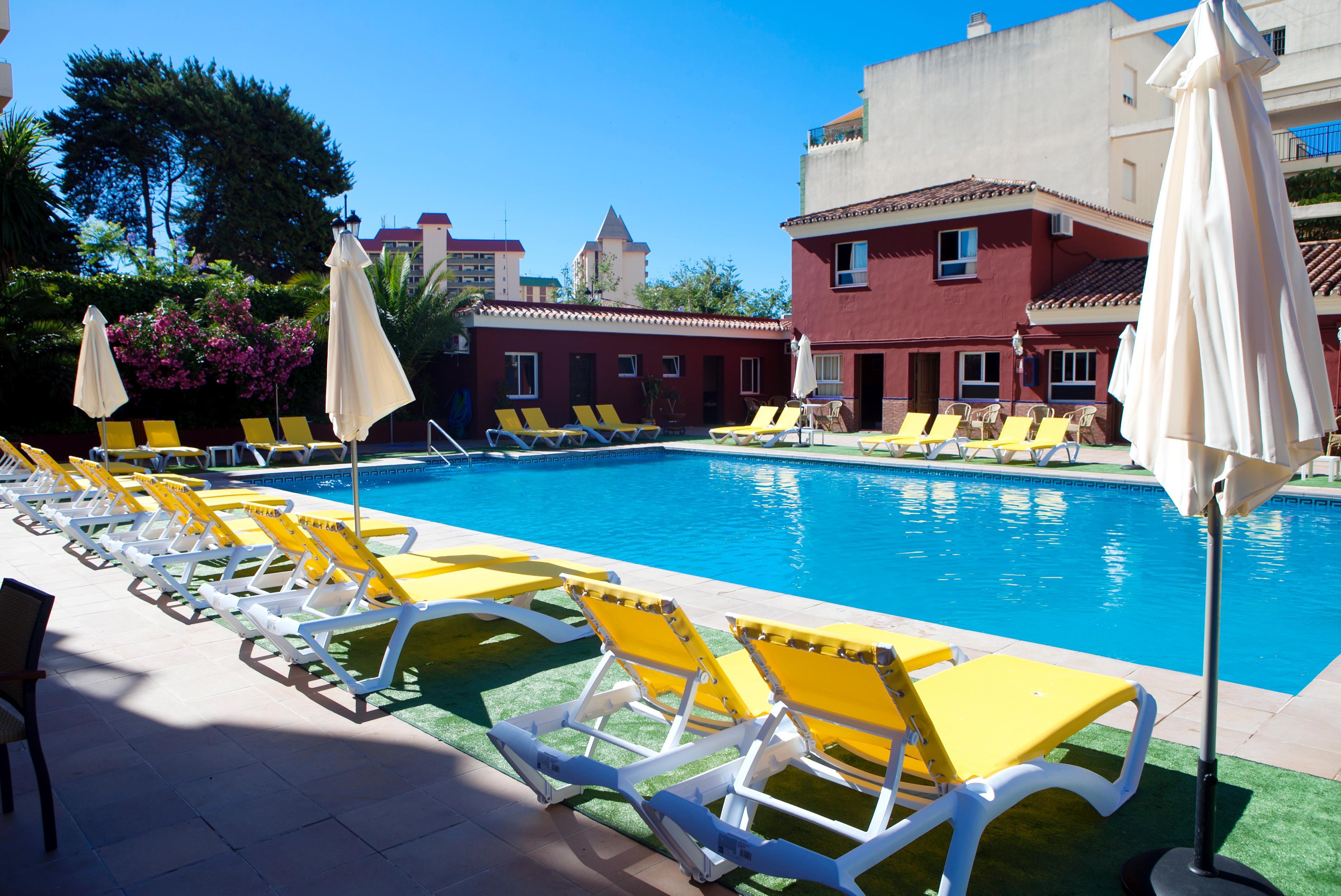 Moon Dreams Fuengirola Hotel Екстериор снимка