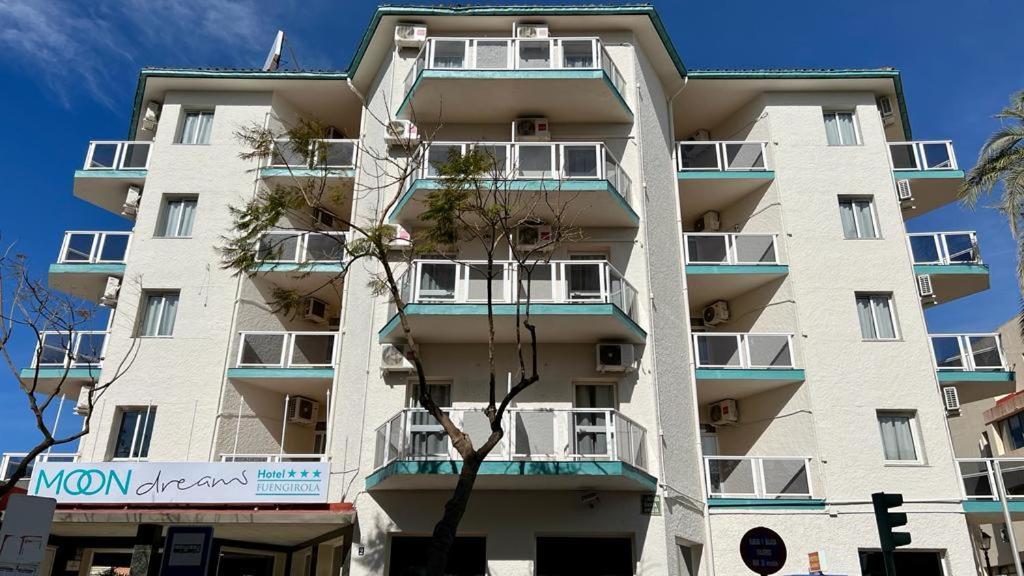 Moon Dreams Fuengirola Hotel Екстериор снимка