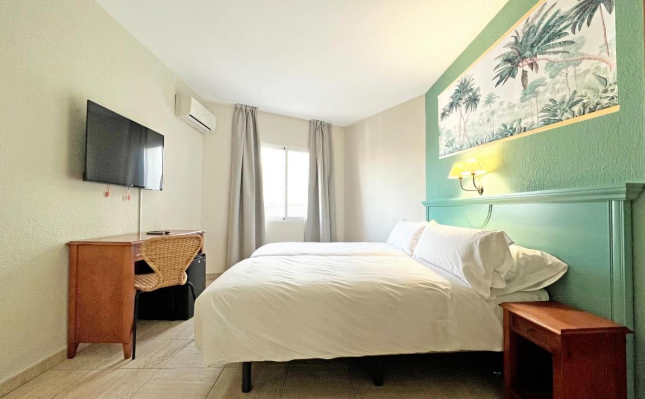 Moon Dreams Fuengirola Hotel Екстериор снимка