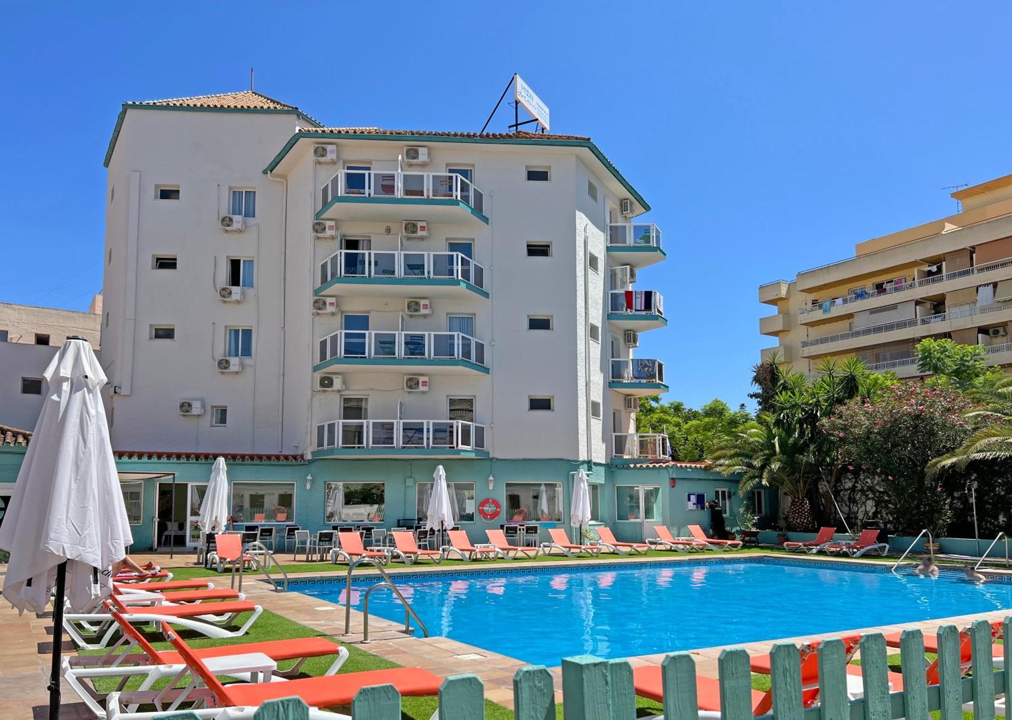 Moon Dreams Fuengirola Hotel Екстериор снимка
