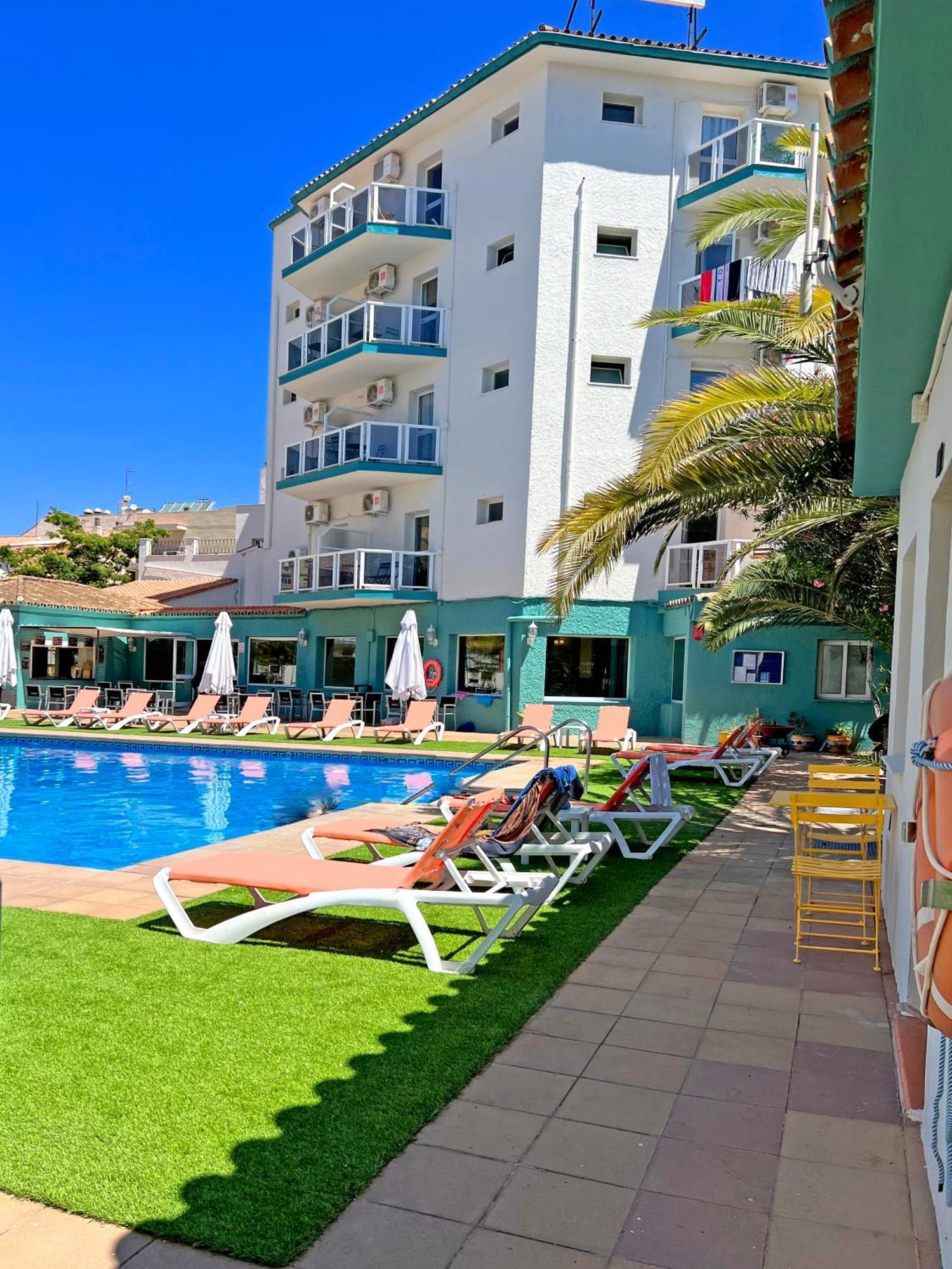Moon Dreams Fuengirola Hotel Екстериор снимка