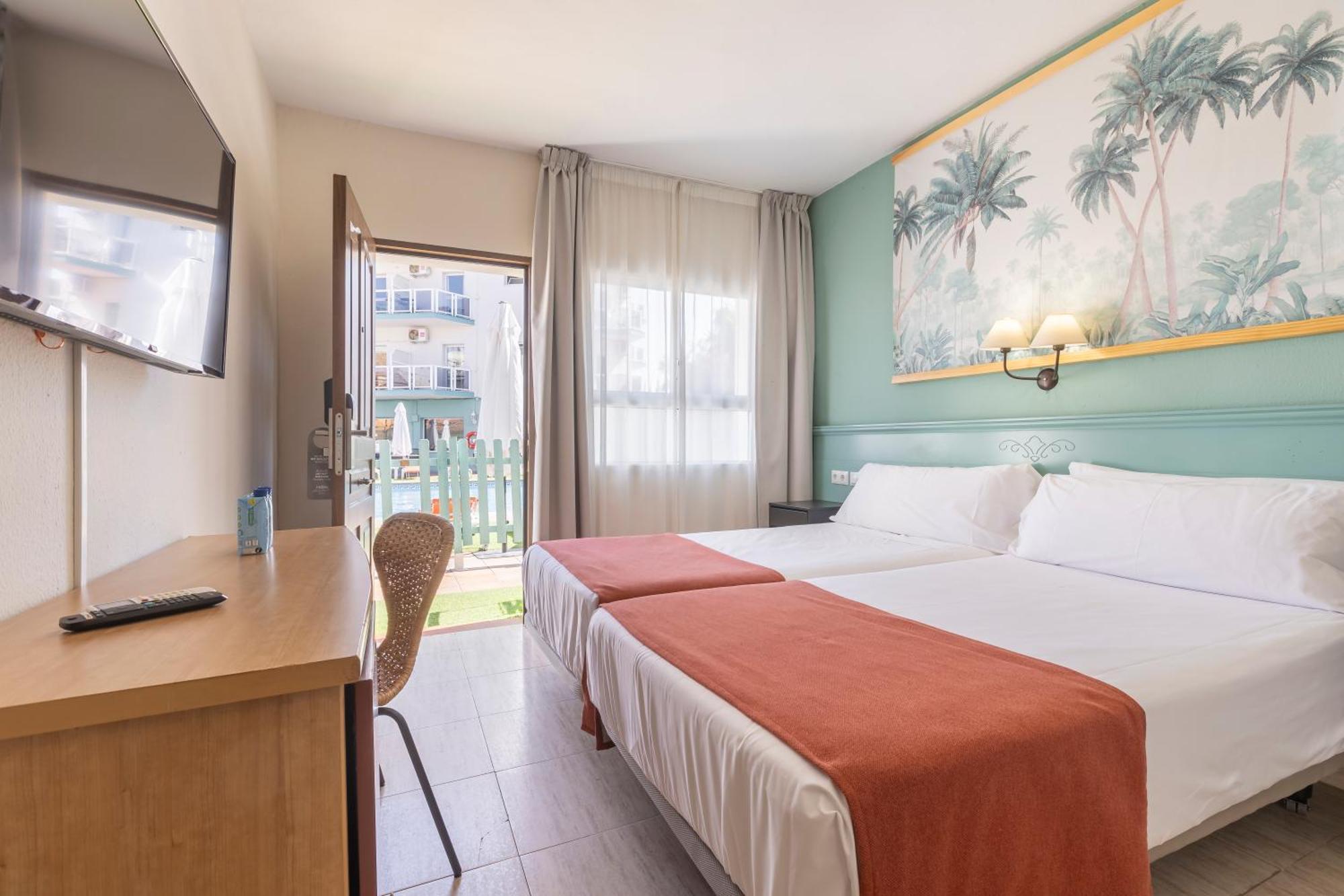Moon Dreams Fuengirola Hotel Екстериор снимка