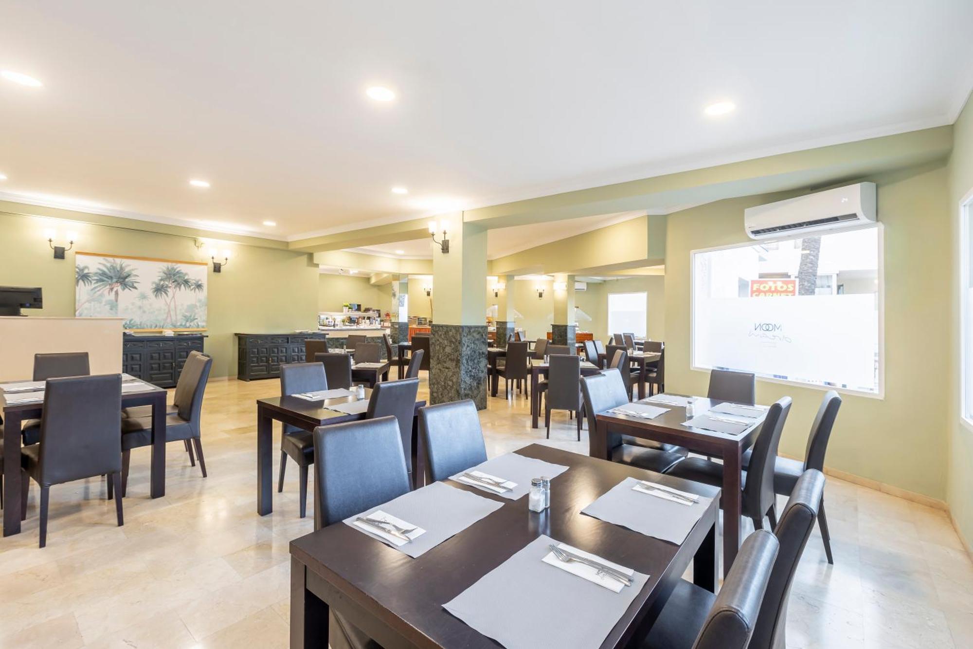 Moon Dreams Fuengirola Hotel Екстериор снимка